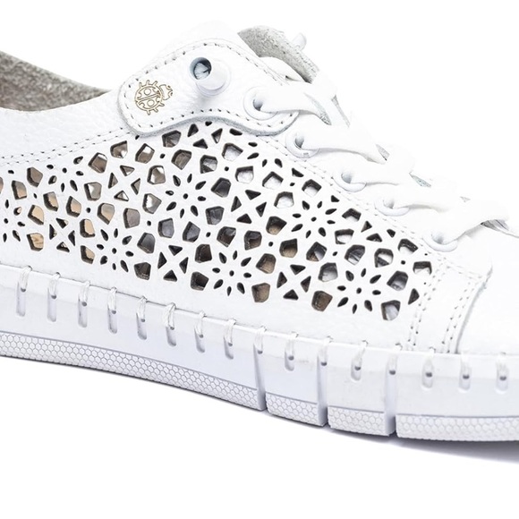 Chic White Perforated Women's Sneakers - Picture 6 of 11